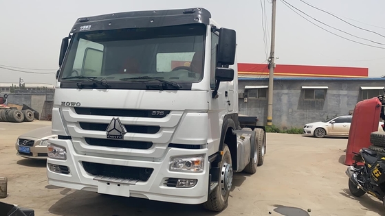 Sinotruk Camión de remolque Cabeza Camión tractor 6*4 Sx3255dt394 Apoyo para el pago en USD
