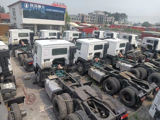 Volante de 6×4 de segunda mano 10 ruedas Shacman Sinotruk HOWO 336-380HP