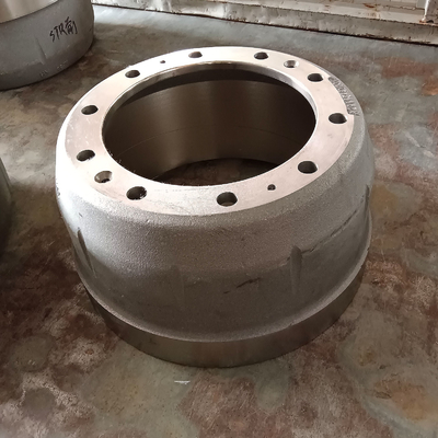 Partes del sistema eléctrico Sinotruk HOWO Camión Freno delantero tambor AZ9112440001 con rueda