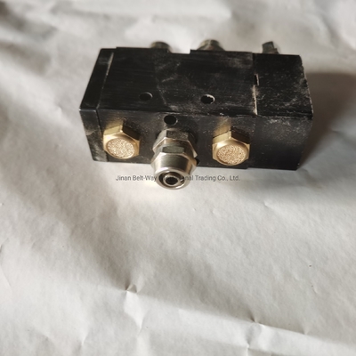 Sinotruk Eingin Parts HOWO Solenoide Valve Wg9700240002 Pago en dólares estadounidenses por parte de los fabricantes de equipos originales y de apoyo