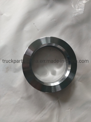 Sinotruk HOWO Piezas de camión Anillo interior con sello de aceite 199114520136 para vehículos negros