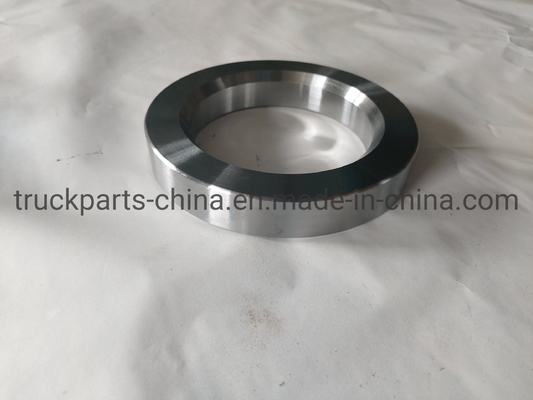 Sinotruk HOWO Piezas de camión Anillo interior con sello de aceite 199114520136 para vehículos negros
