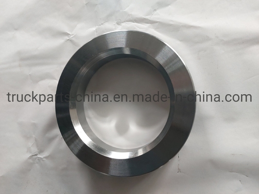 Sinotruk HOWO Piezas de camión Anillo interior con sello de aceite 199114520136 para vehículos negros