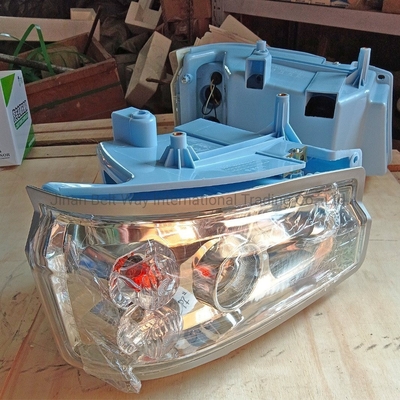 40cm*20cm*20cm Tamaño del paquete HOWO Farol de camión Wg9716720002 para su beneficio