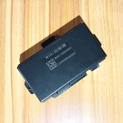HOWO Sinotruk N7g Modulo de control de puertas de camiones pesados Wg1671340051 para sus necesidades de camión