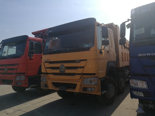 Sinotruk HOWO camión con remisión manual