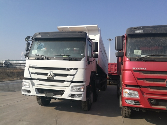 Sinotruk HOWO camión con remisión manual