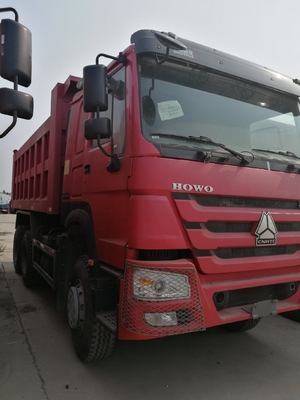 Sinotruk HOWO camiones de descarga camiones de carga pesada 5800*2300*1500 mm con consumo