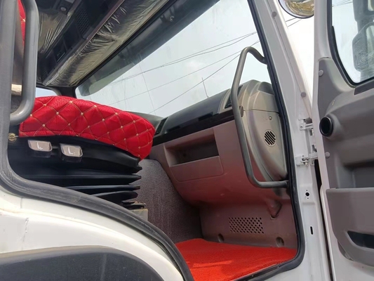 351-450 CV Sinotruk HOWO 336-380 CV camión de descarga con volante con capacidad del motor> 8L