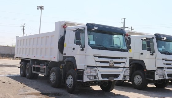Transmisión manual Sinotruk 6X4 RC camión tirador camión de 60 toneladas con chasis Hova