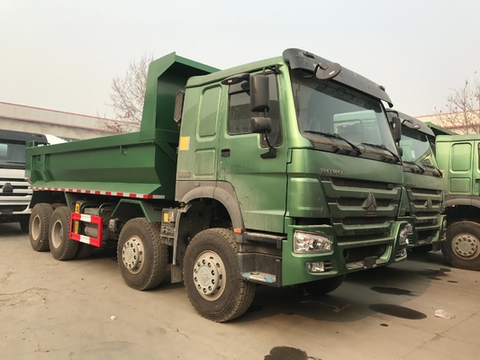 Certificado ISO 12 ruedas LHD Sinotruk HOWO 8X4 RC camión tirador 60ton camión tirador