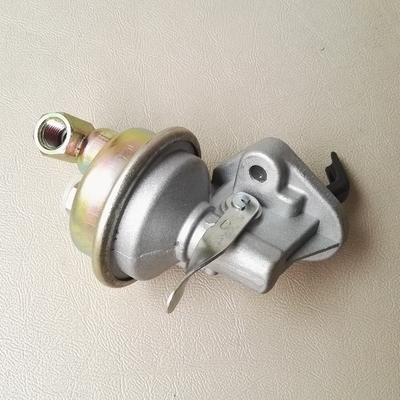 Bomba negra de combustible para motores y sus partes Bomba de transferencia de combustible 4bt 4937405 1106n-010
