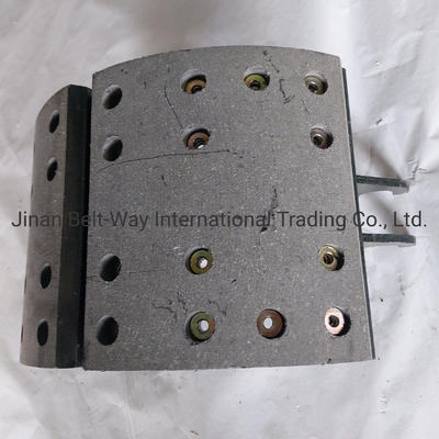 Sinotruk HOWO Calzado de freno para camiones Wg9761340104-3 con piezas del sistema de accionamiento del eje delantero